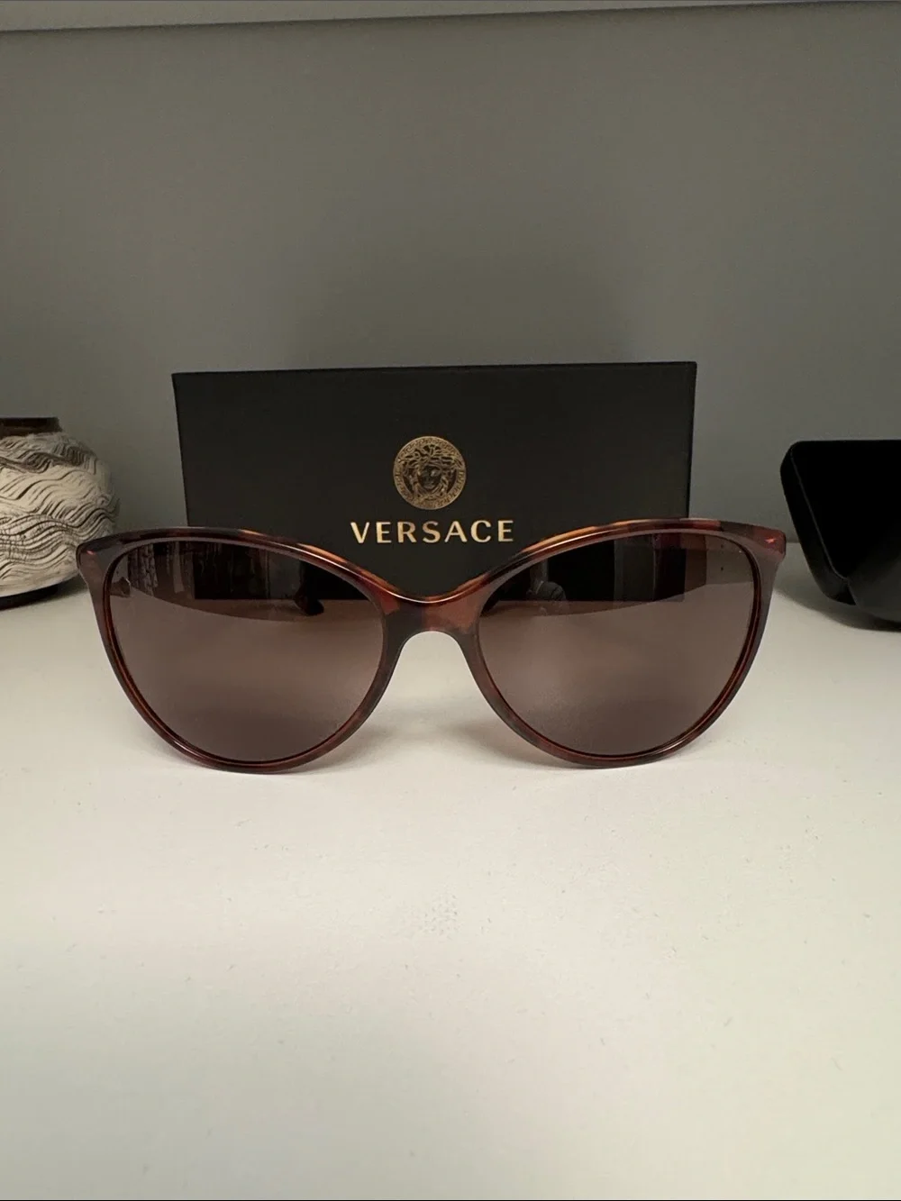 New Versace Women’s Brown Cat-Eye Sunglasses with Gradient Lenses